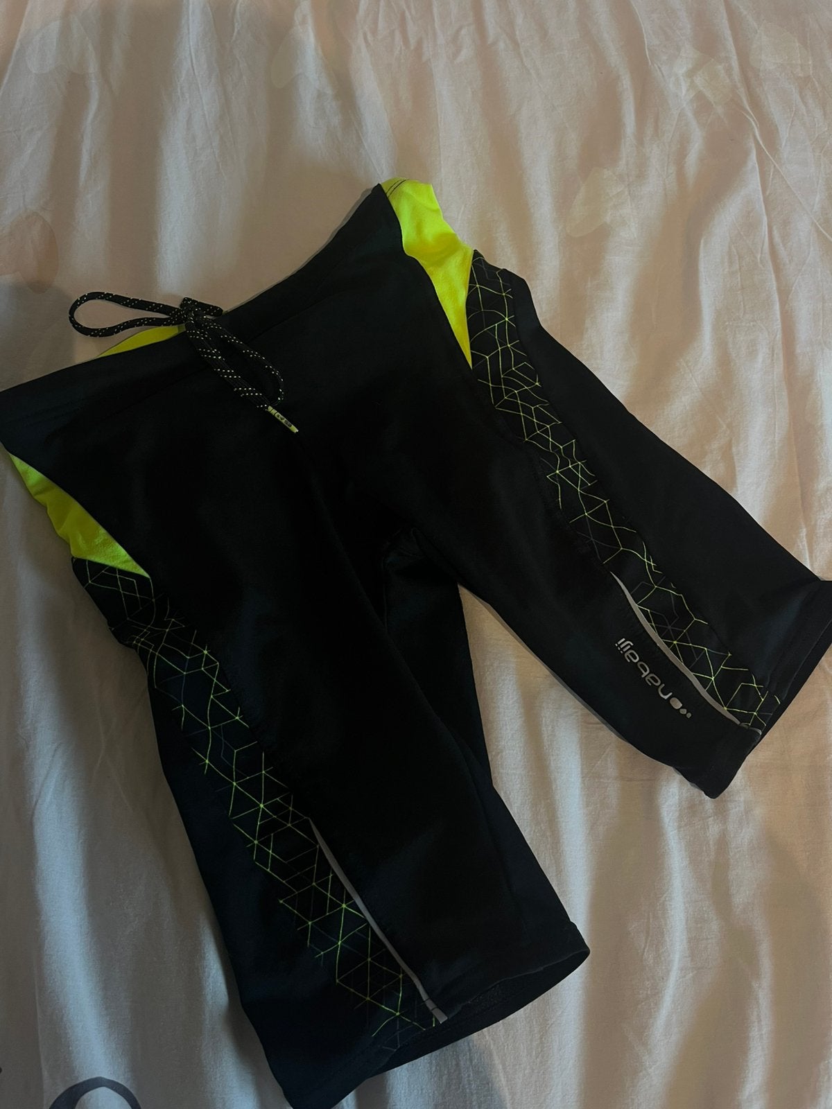 zwemshort, Sports nautiques & Bateaux, Vêtements nautiques, Enlèvement, Comme neuf, Enfant, Autres types