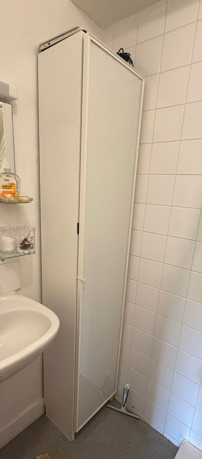 Kast, Huis en Inrichting, Badkamer | Complete badkamers, Zo goed als nieuw, Ophalen of Verzenden