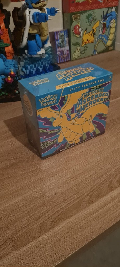 ascended heroes etb, Ophalen of Verzenden, Nieuw, Boosterbox