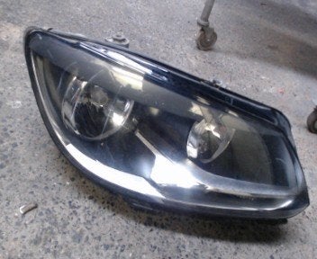 Optique avant droit VW Touran 2010 - 2015 LP/15469, Enlèvement, Utilisé, Volkswagen