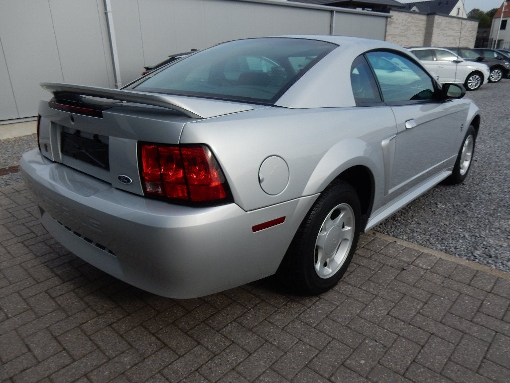 Ford Mustang 3.8 V6 Coupé Automatique avec 60 000 km !, Autos, Argent ou Gris, Entreprise, 3700 cm³, 2 portes