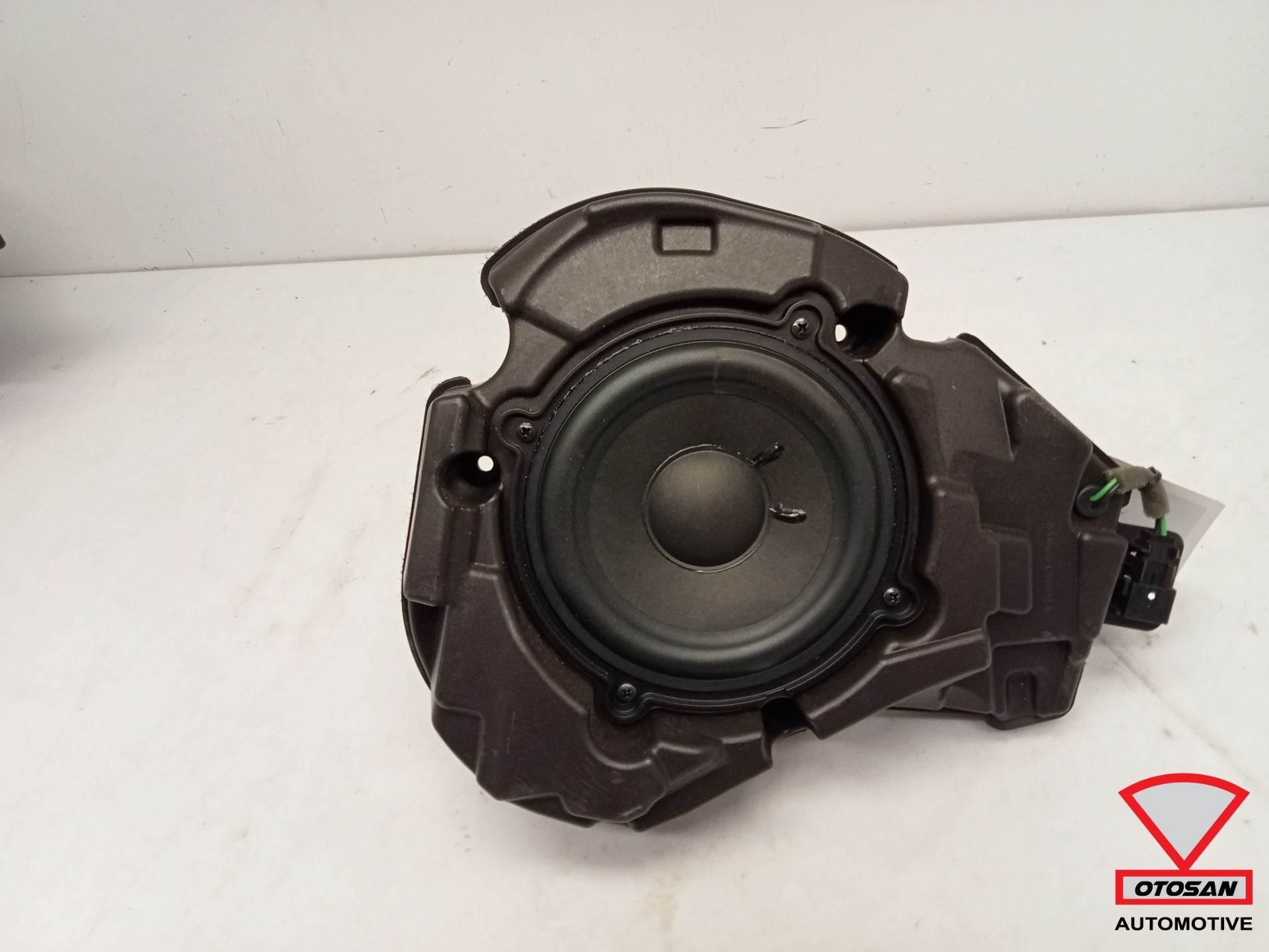 Audi A6 S6 RS6 C7 4G B&O Speaker Links Achter 4G0035301, Gebruikt, AUDI AG, Auto-Union-Strasse 1
85045  Ingolstadt, DE, Audi