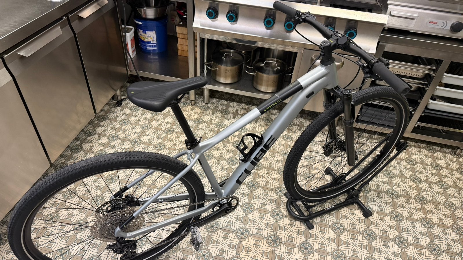 VTT CUBE ATTENTION SLX 29 2024, Enlèvement, Comme neuf