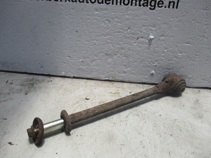 REACTIESTANG LINKS VOOR Volvo 940 II (01-1990/10-1998), Gebruikt, Info@volvocars.com, Volvo, Volvo Car Germany GmbH