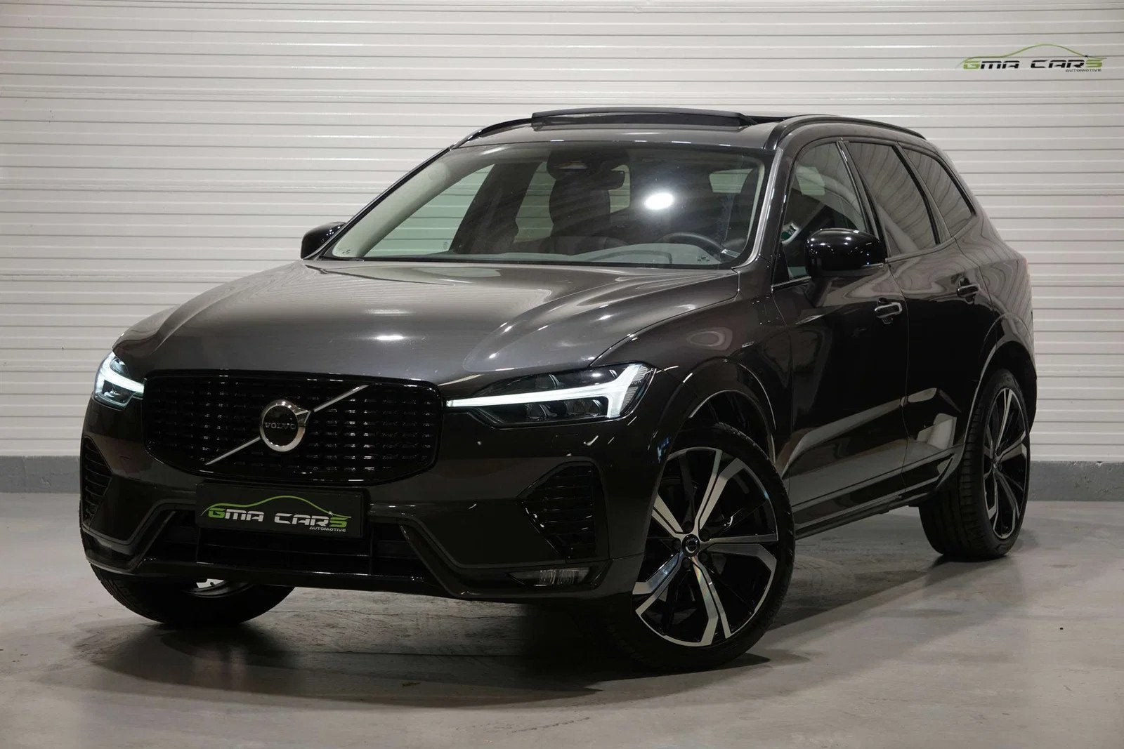 Volvo XC60 XC60 2.0 B4 MHEV AWD Plus Dark-Navi-Cam-LijnA-Pan, Autos, Cuir, Argent ou Gris, Euro 6, Entreprise