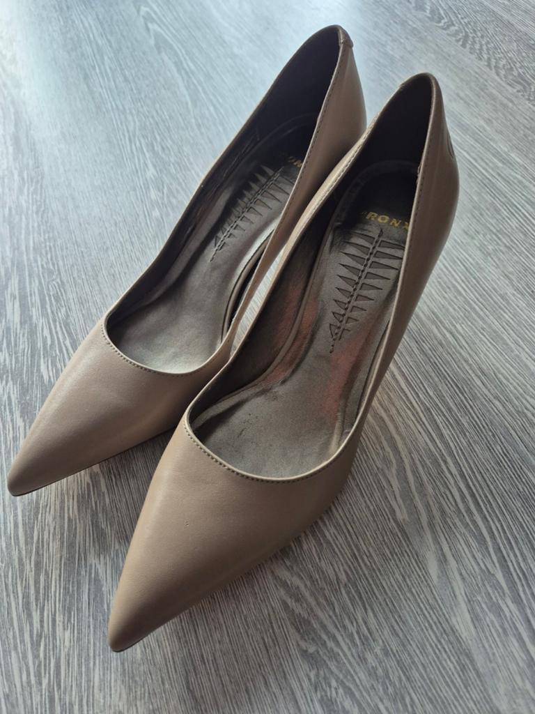 Dames pumps, maat 38, Beige, Ophalen, Beige, Pumps