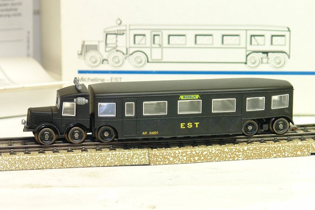 MARKLIN SNCF 3122 MICHELINE EST 3 RAILS ANALOGIQUE, Hobby & Loisirs créatifs, Analogique, Enlèvement ou Envoi, Courant alternatif