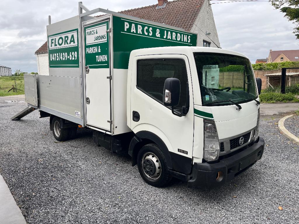 NISSAN NT 400, Achat, Euro 6, Entreprise, 3 places