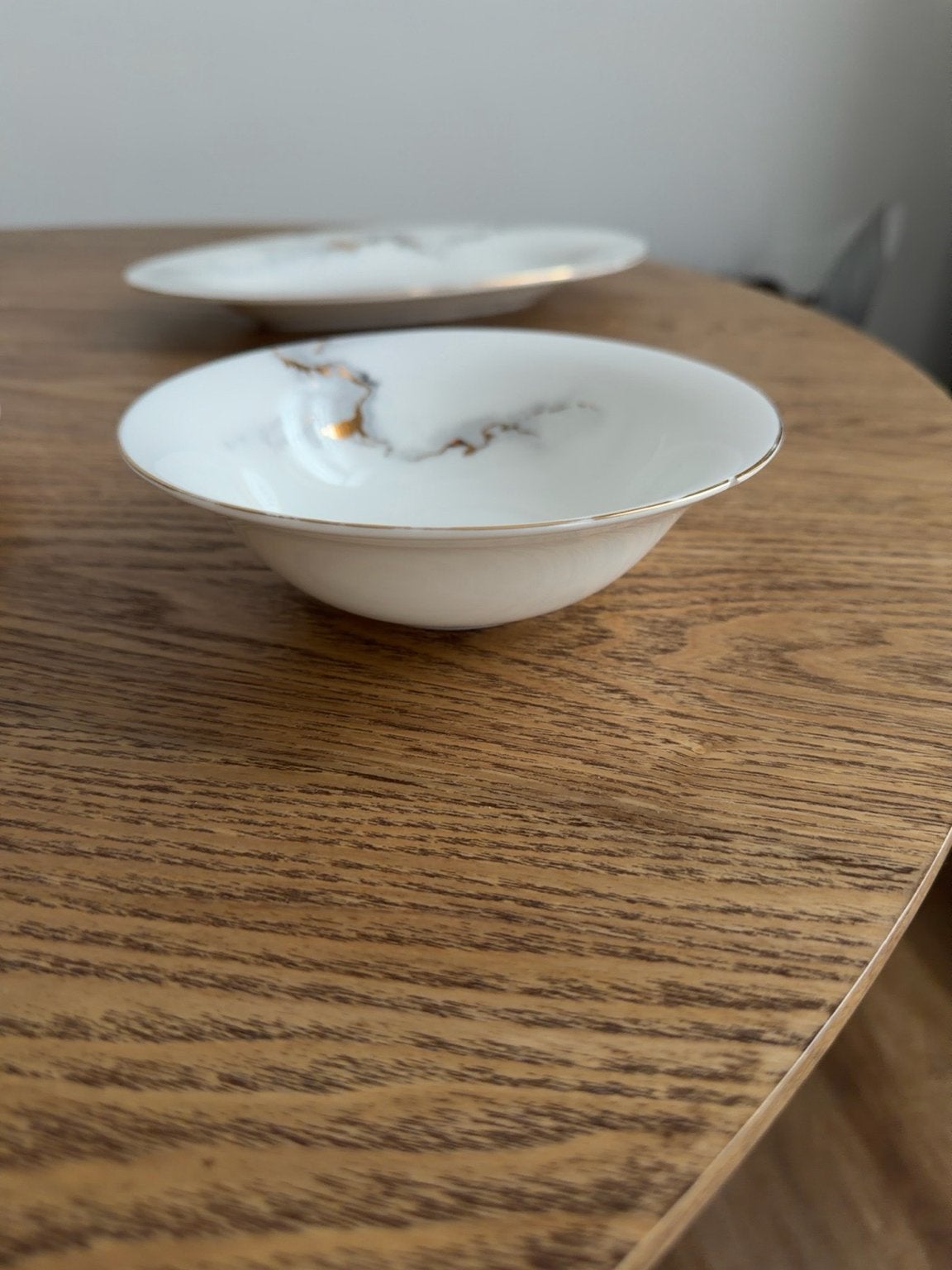 Service de vaisselle effet marbre blanc & doré – 61 pièces, Enlèvement