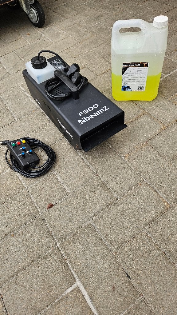 BeamZ F900 Fazer, Ophalen, Zo goed als nieuw, Licht