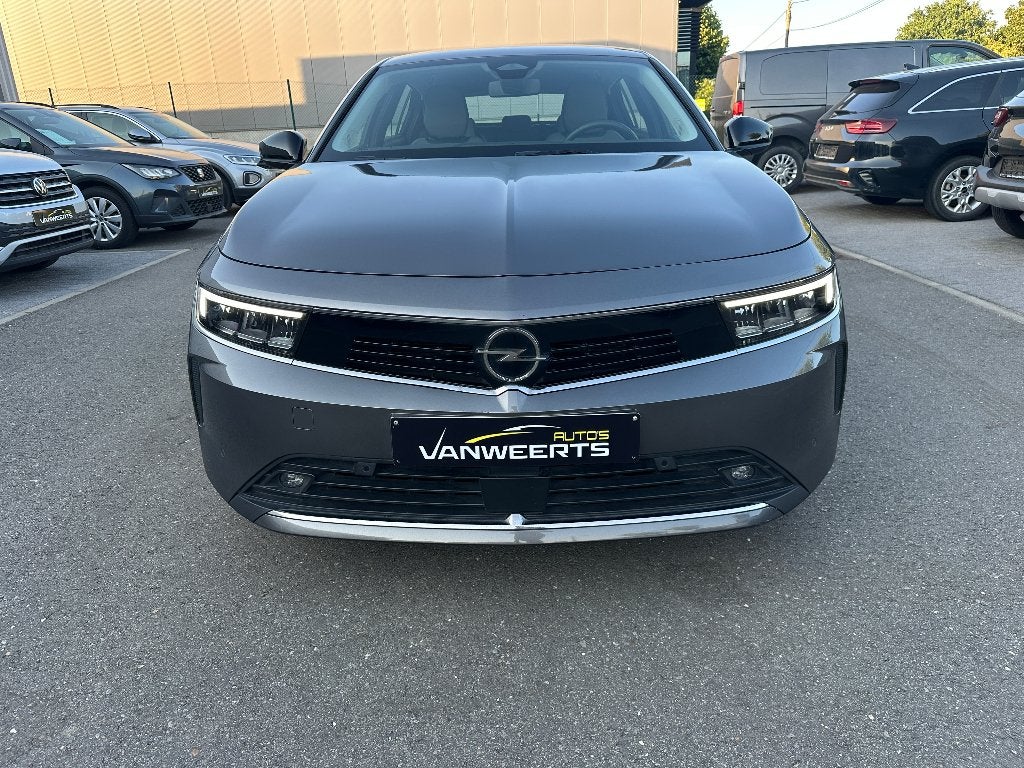 Opel Astra, 1.2 benzine, 2023, CARPLAY-ANDROID/ CAMERA 360, Voorwielaandrijving, Stof, Lane Keeping Assist, Euro 6