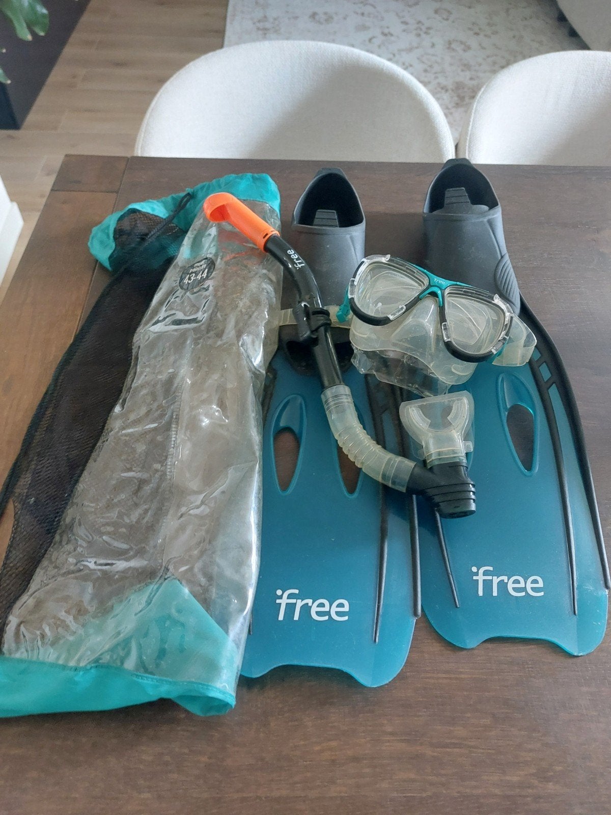 zwemset, zwemvliezen, duikmasker, Ophalen