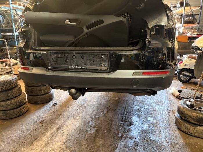 Achterbumper van een Volkswagen Tiguan (LC9X), Gebruikt, -, Volkswagen, -