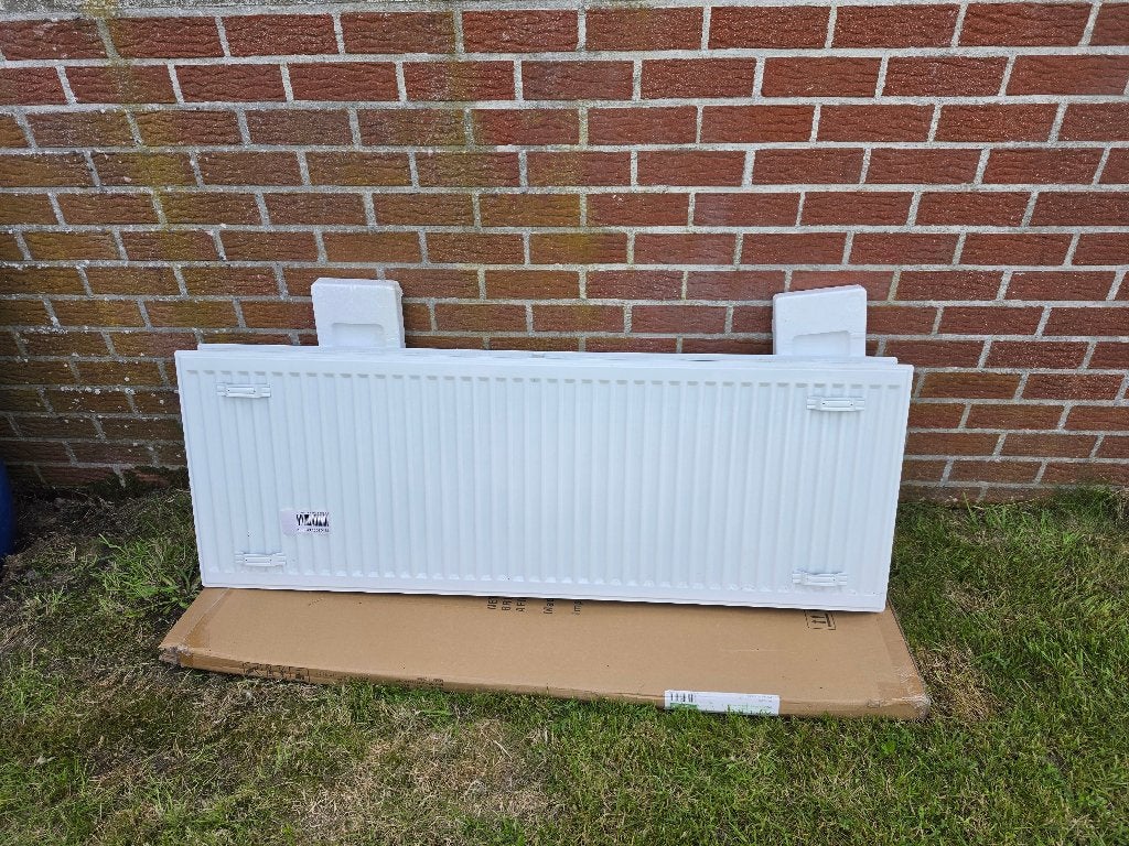 radiator 22/500/1400, Bricolage & Construction, 800 watts ou plus, Enlèvement, Utilisé, Radiateur