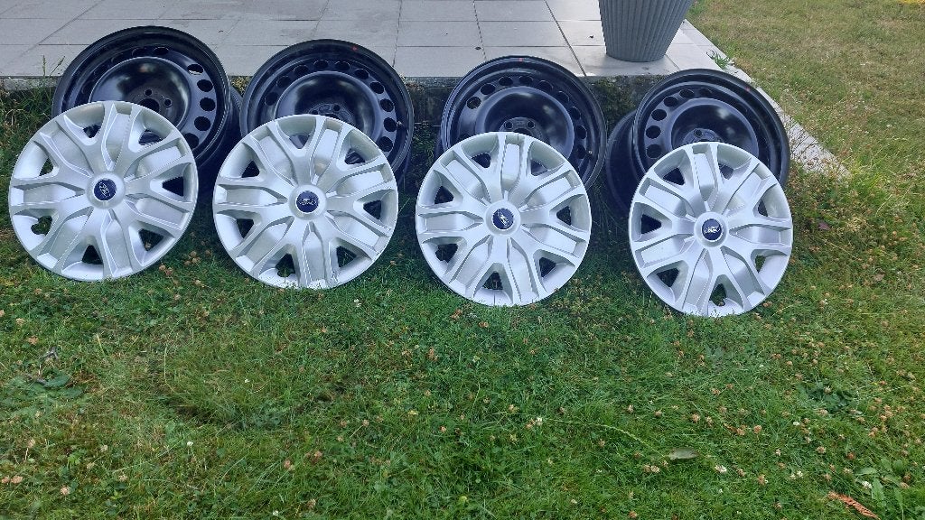 4 jantes tôle d'origine Ford S-Max 17 pouces - Bon état, Autos : Pièces & Accessoires, Pneus & Jantes, Jante(s), 4 Saisons, 17 pouces