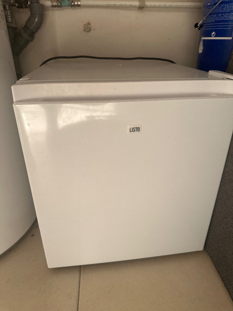 Listo minikoelkast, Avec compartiment congélateur, Comme neuf, Enlèvement, 45 à 60 cm