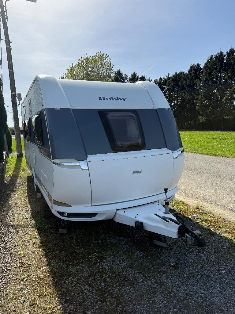 Hobby 495 UL Luxe comme neuve super équipée à saisir, Caravanes & Camping, Jusqu'à 4, Coin salon convertible, Hobby, Particulier