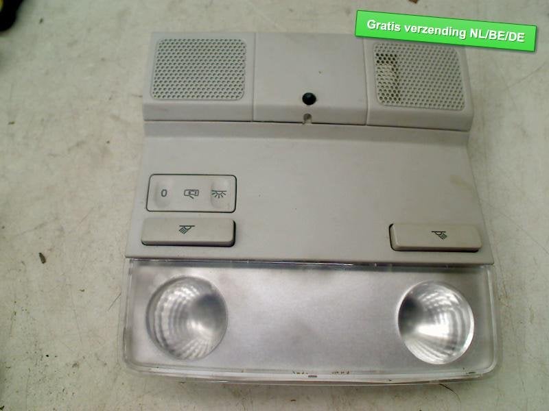 BINNENVERLICHTING VOOR grijs Golf VI (5K1) (1K0947105N), Auto-onderdelen, Gebruikt, Volkswagen, Volkswagen AG, Kundenbetreuung@volkswagen.de