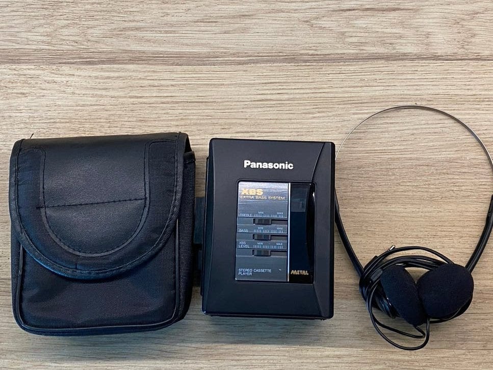Panasonic RQ-P56, + oortelefoons - zo goed als nieuw, Ophalen of Verzenden, Walkman