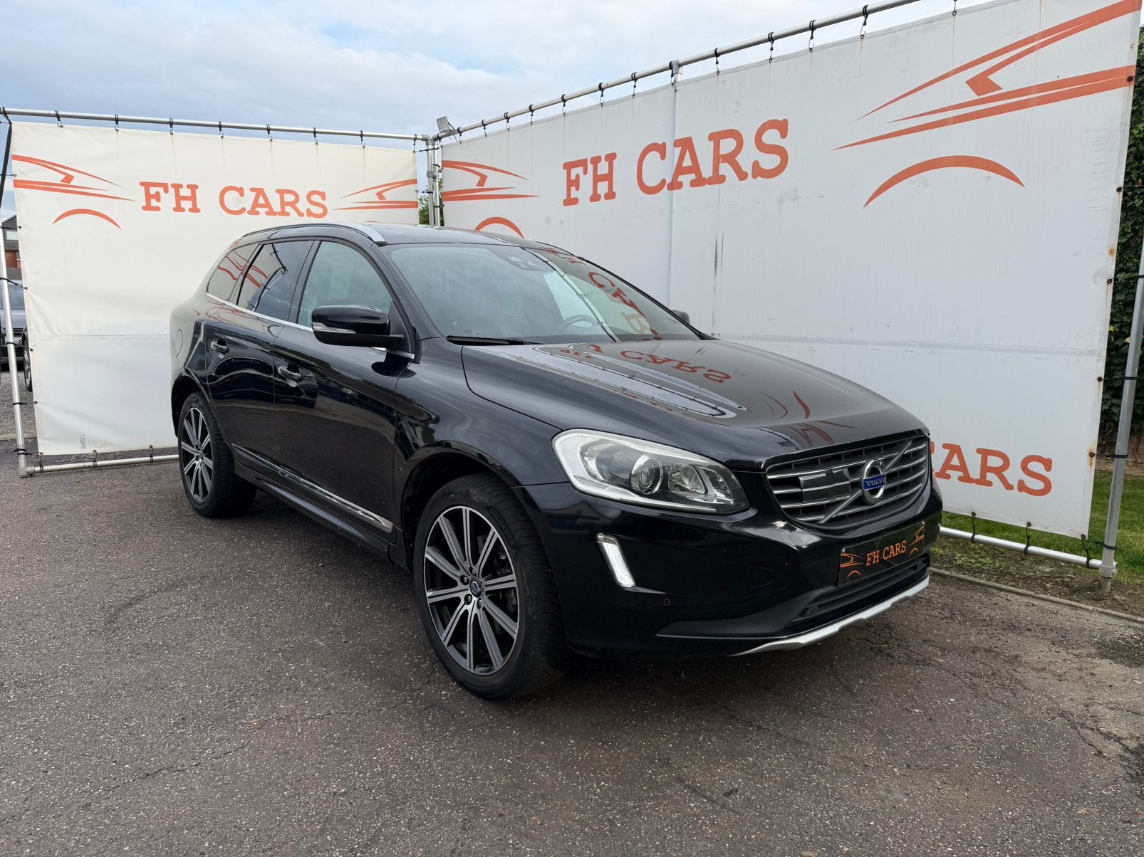 VOLVO XC60 2.0d D4 *EURO 6b*GEARTRONIC*FULL OPTION*LED*CAMER, Auto's, Volvo, Automaat, https://public.car-pass.be/vhr/4be5cf29-ae71-4e2e-9820-4ed1ea7beb14