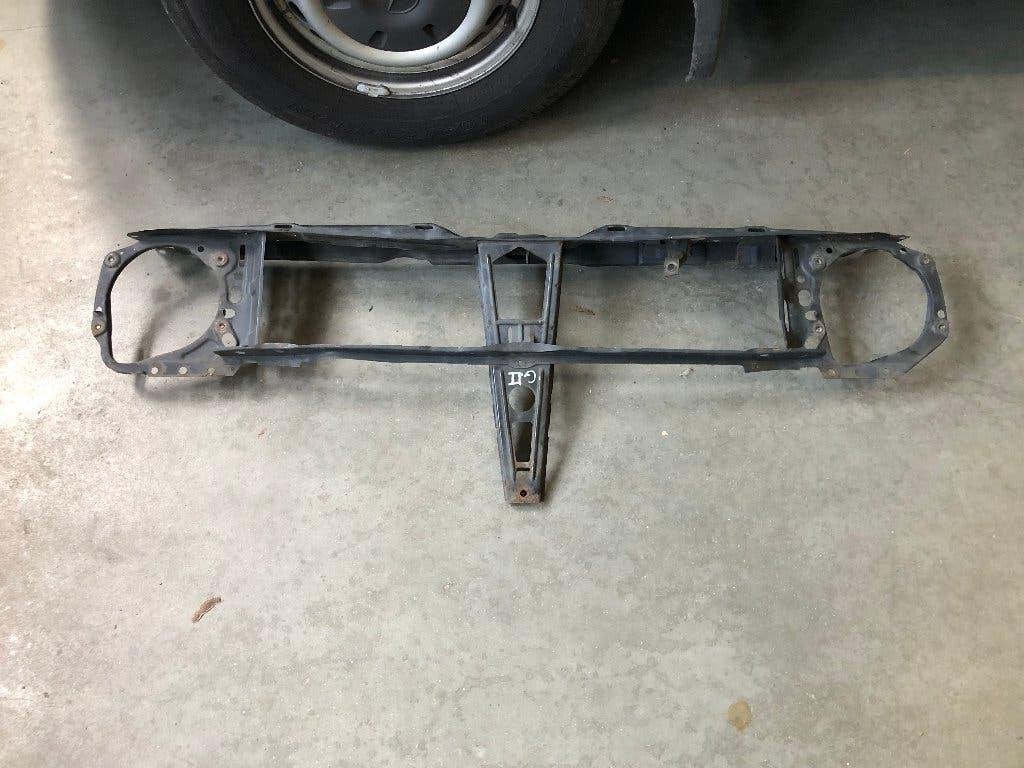 Face avant VOLKSWAGEN Golf 2 GTI, Volkswagen, Enlèvement, Utilisé, Capot moteur
