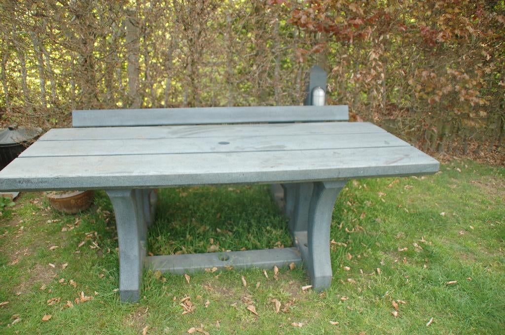 Tuintafel met twee banken gemaakt uit gerecycleerd afval !, Ophalen, Gebruikt