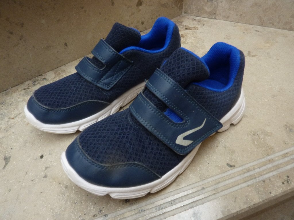 NOUVEAUTÉ - Sneakers Kalenji - taille 34, Garçon ou Fille, Kalenji, Comme neuf, Enlèvement