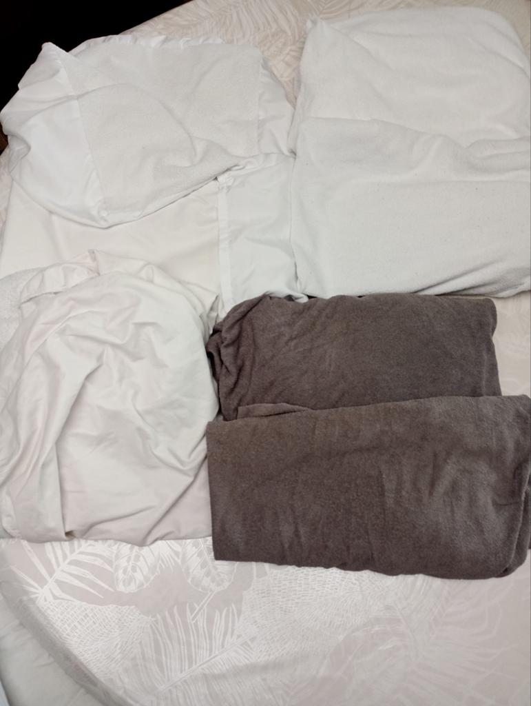 Lot draps housses parc bébé, Enlèvement ou Envoi, Gris