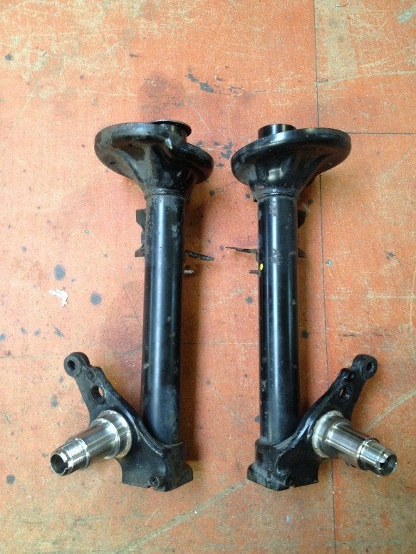 2 jambes de force BMW M3  E30 trés bon état origine, BMW