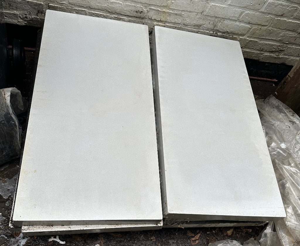 TE GEVEN 3m2 megategels 100506 cm — wit — €20/stuk, Ophalen, Zo goed als nieuw, Plavuizen