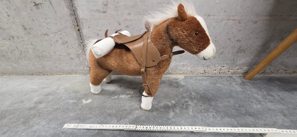 Götz pluche paard met bruin zadel – ca. 40 cm, Ophalen, Gebruikt, Jongen of Meisje
