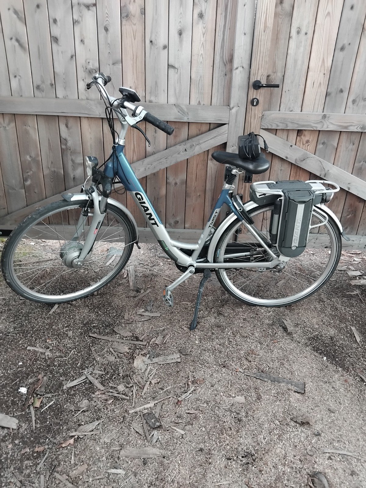 vélo électrique géant pour femmes, Enlèvement, Utilisé, Giant