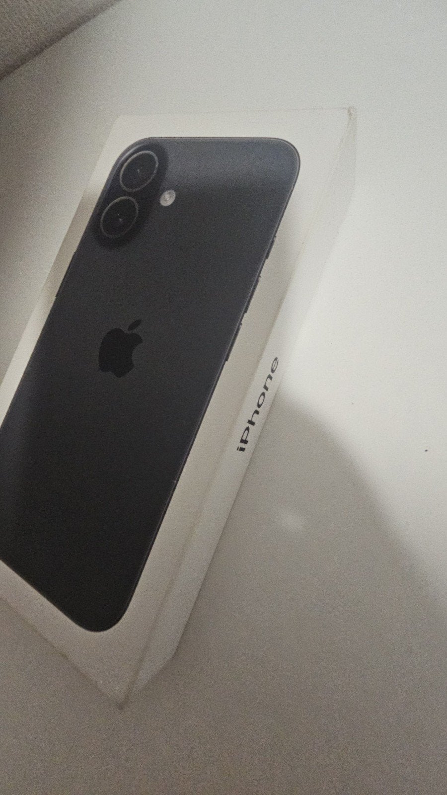 Zwarte iphone 17, 100% batterij. VASTE PRIJS, Telecommunicatie, Ophalen, Blauw