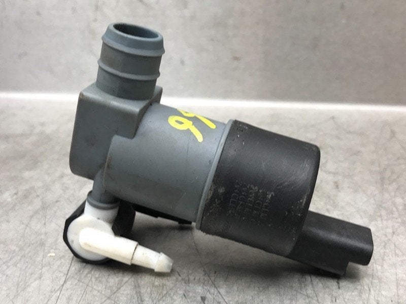 RUITENSPROEIERPOMP VOOR Nissan Qashqai (J11) (|9611553980|), Gebruikt, Germany@nissan-services.eu, Kronenweg 38
50389  Wesseling, DE