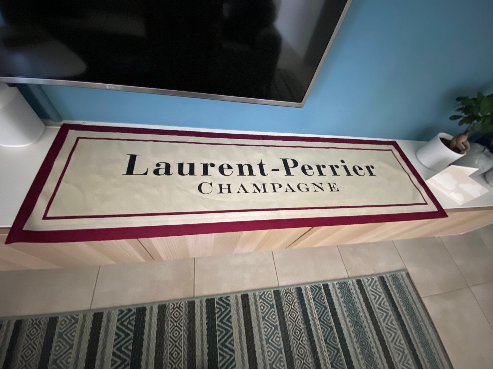 Chemin de table Laurent-Perrier, Enlèvement ou Envoi, Comme neuf