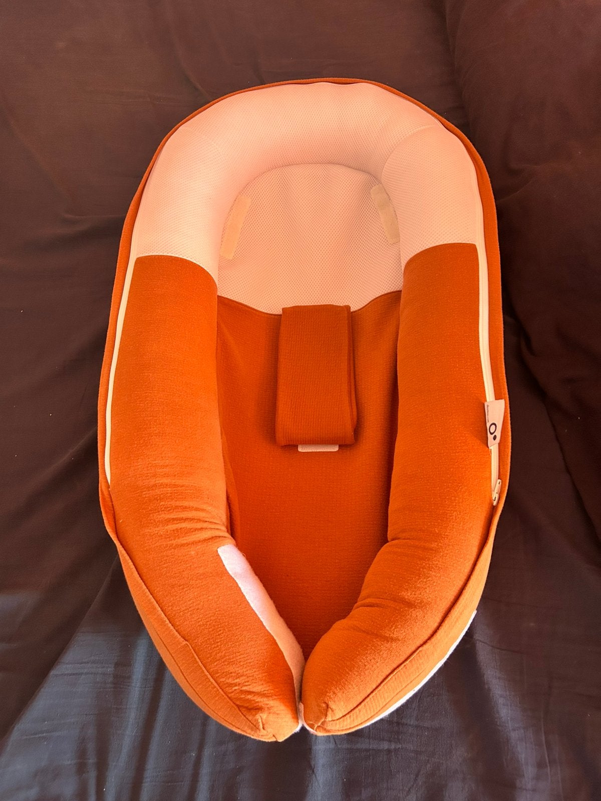 Babynest domo, Kinderen en Baby's, Kinderkamer | Tafels en Stoelen, Ophalen, Zo goed als nieuw