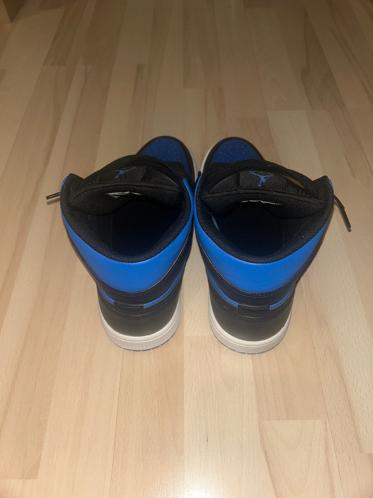 JORDAN MID BLEU/NOIR 41, Enlèvement, Comme neuf, Bleu