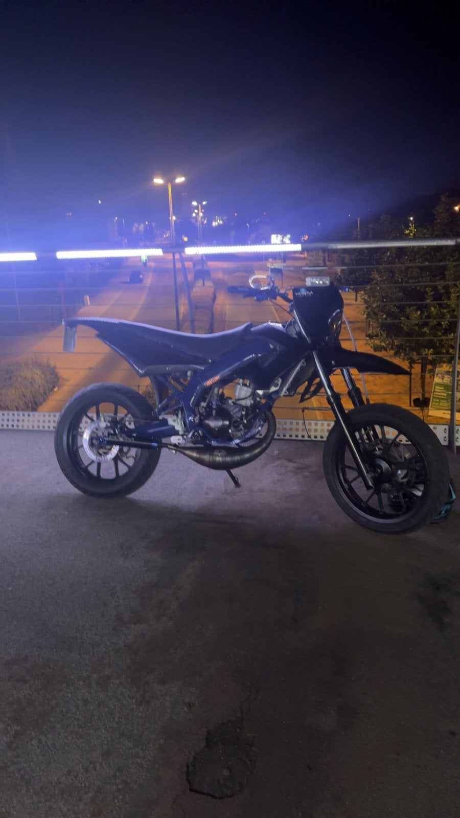 Aprilia sx, Fietsen en Brommers, Brommers | Derbi, Ophalen, 77 cc, Klasse B (45 km/u), Zo goed als nieuw