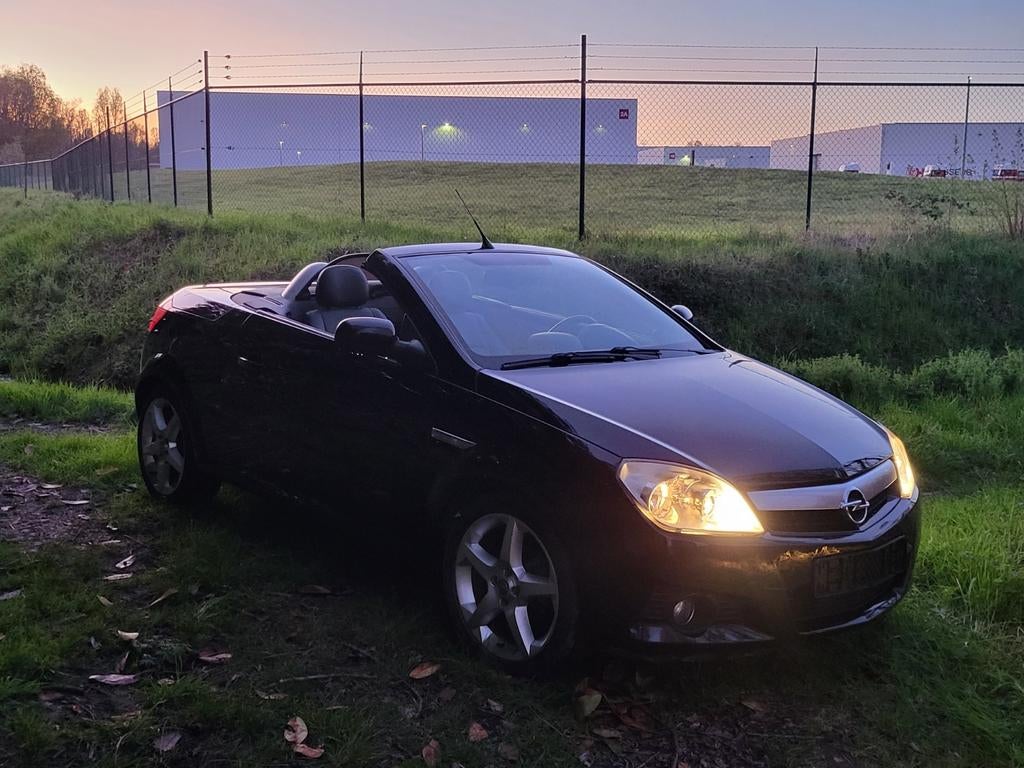 Opel tigra twintop, Auto's, Opel, Leder, Particulier, Te koop, Tigra