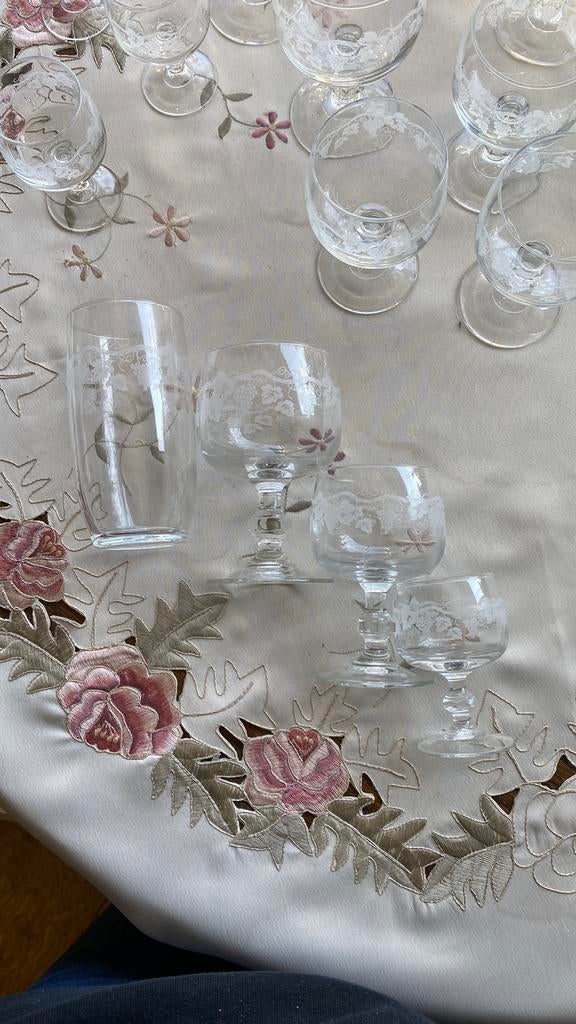 Vintige set glazen, Ophalen