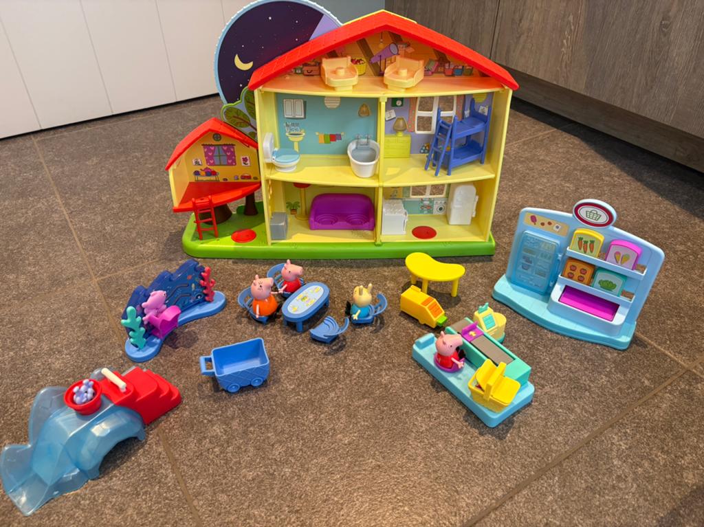 Peppa pig speelhuis, Ophalen, Zo goed als nieuw