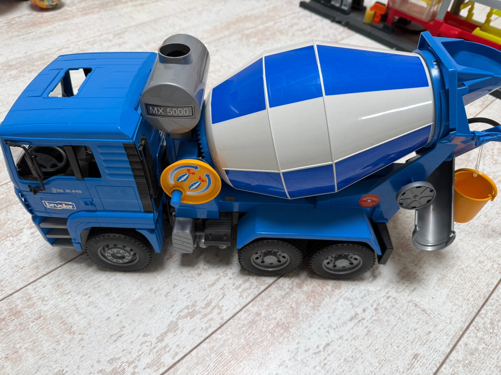 Bruder betonmixer, Ophalen, Zo goed als nieuw