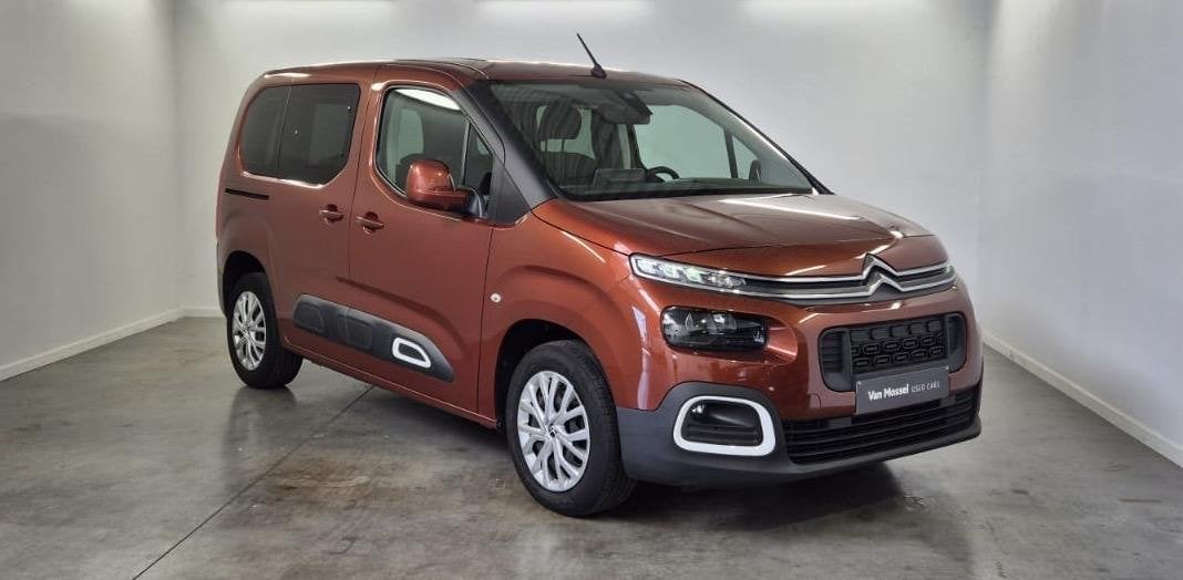 Citroën Berlingo Maat M 1.2 PureTech 110 S&S MAN6 FEEL, Auto's, Citroën, Voorwielaandrijving, Gebruikt, 5 deurs, 3 cilinders
