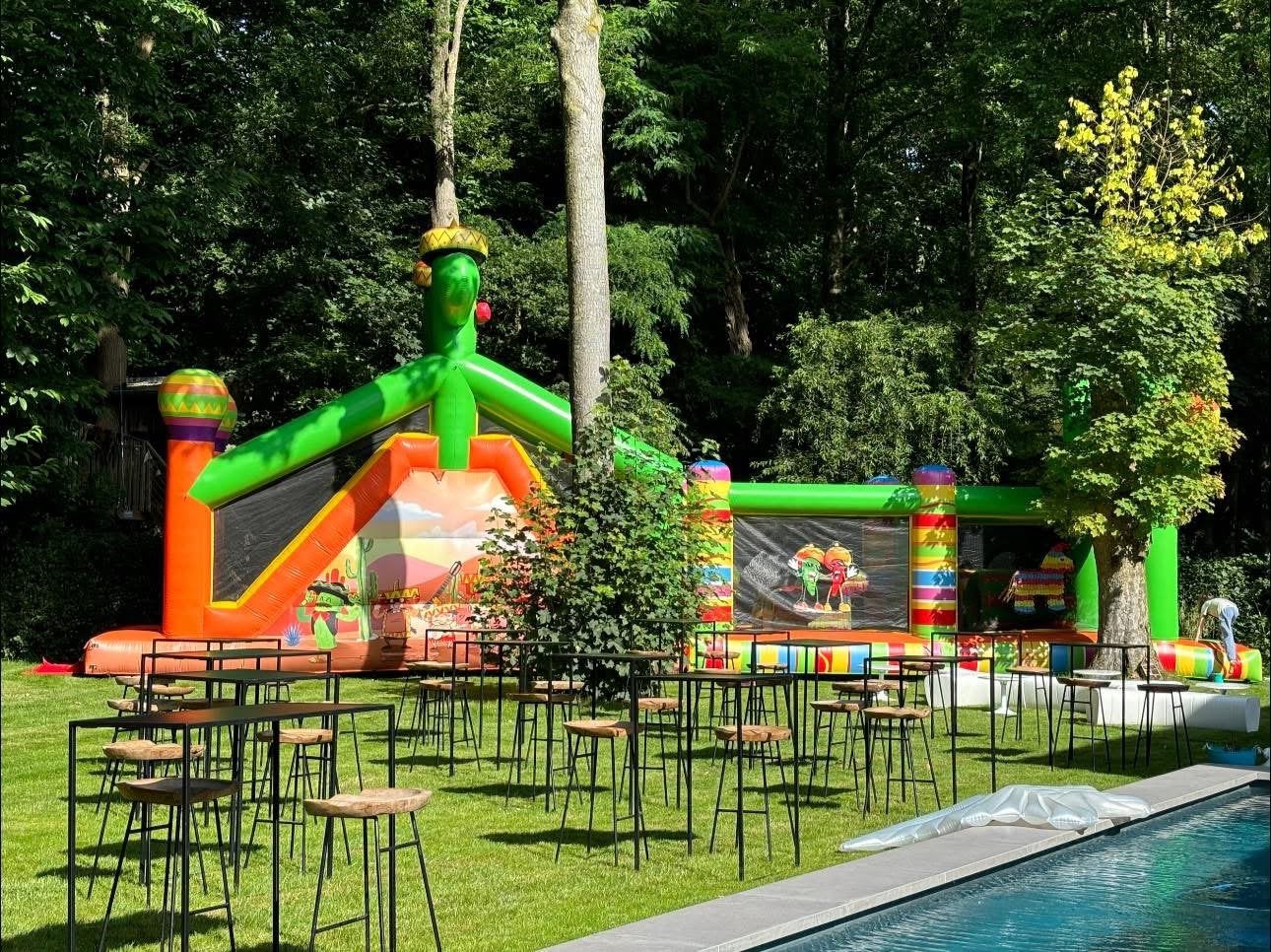 Stormbaan / springkasteel te koop, Ophalen