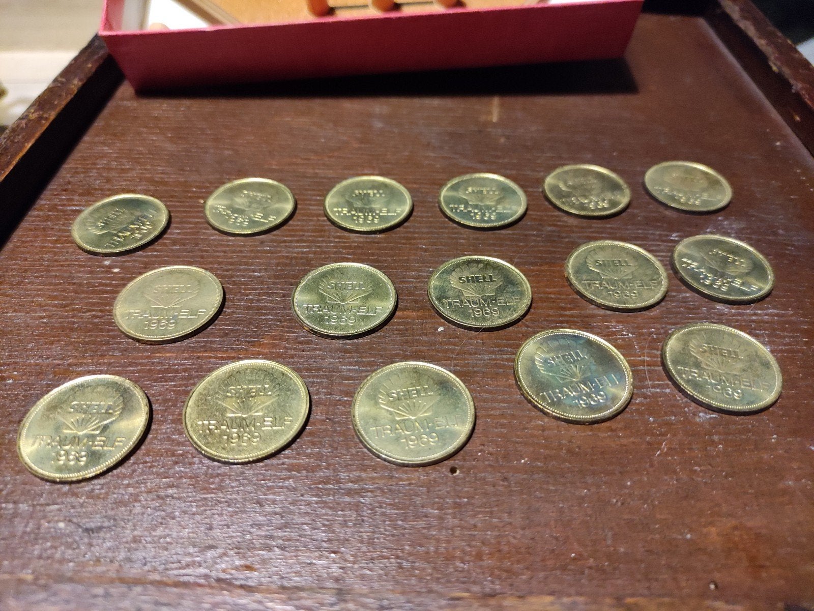 1969 - 16 Shell munten, Ophalen of Verzenden