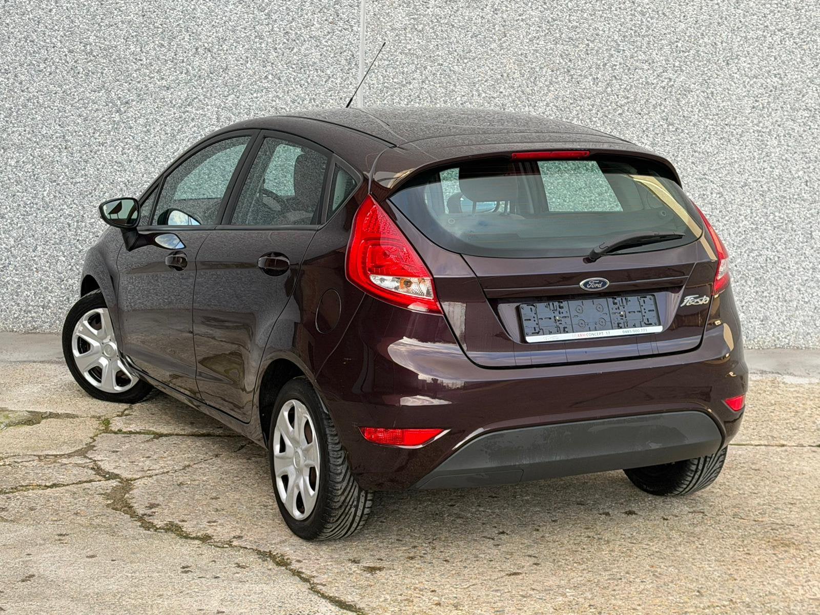 Ford Fiesta 1.25 essence 2009 prête à immatriculer, Autos, Rouge, Achat, Entreprise, Boîte manuelle