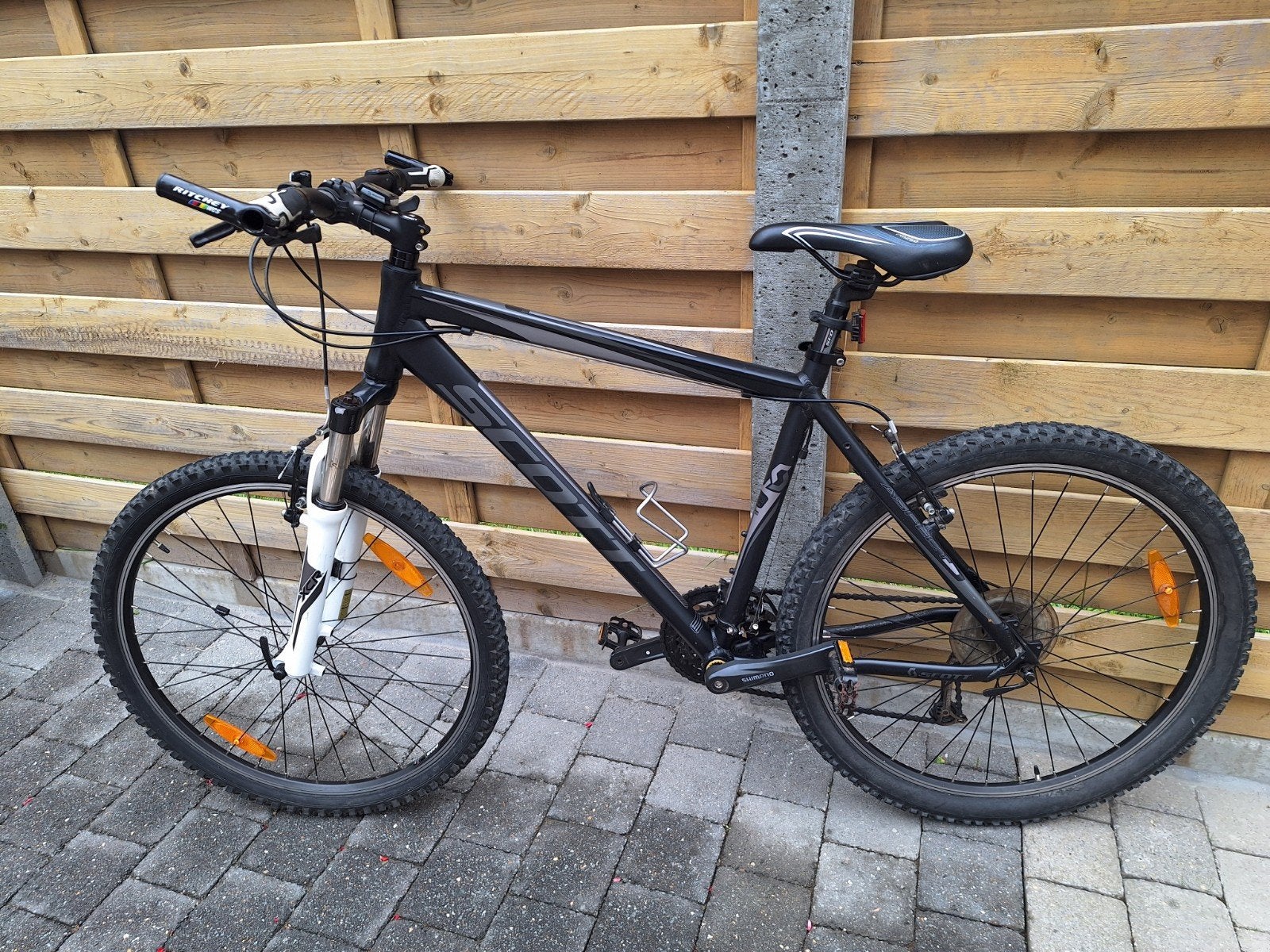 mountainbike scott     21versnellingen   vering vooraan, Ophalen