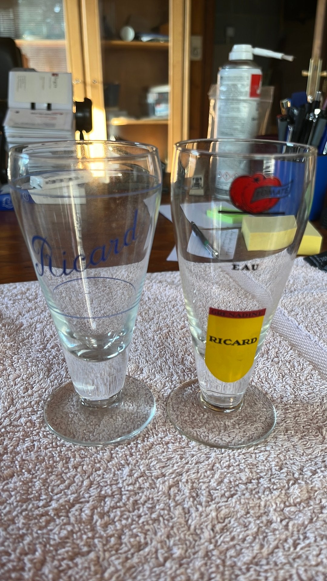 2 Verres anciens ricard dont tomate, Collections, Enlèvement ou Envoi, Comme neuf