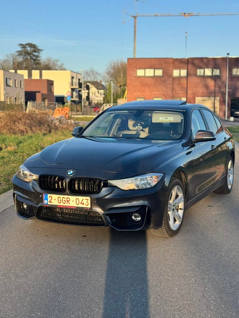 BMW 328i xDrive Automaat  Full Option / Leder / Schuifdak, Auto's, BMW, Automaat, 4 deurs, Euro 6, 4 cilinders