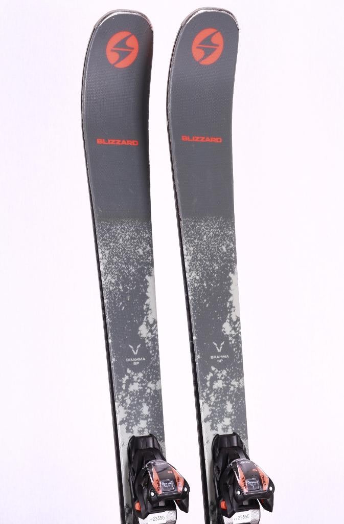 152 159 Skis BLIZZARD BRAHMA 82 SP 2023, grip walk, Carving, Enlèvement ou Envoi, Skis, Utilisé